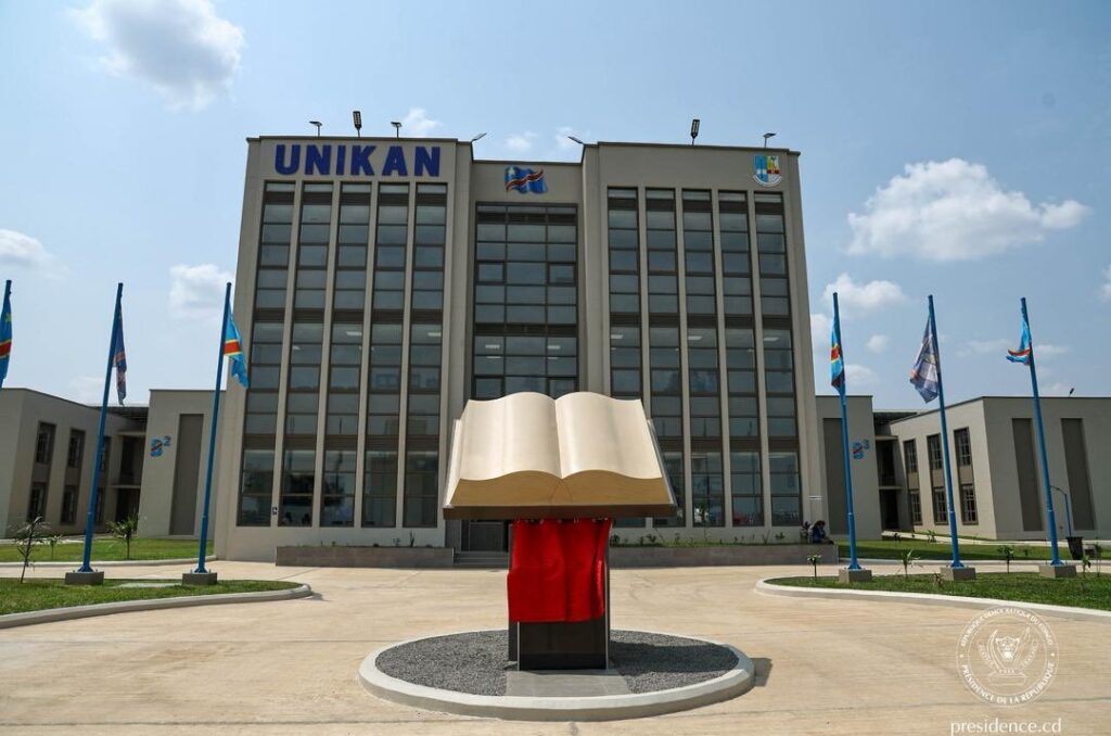 Kasaï Central : Félix Tshisekedi inaugure l’Université de Kananga et achève sa visite officielle